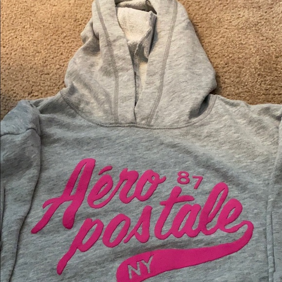 Sweatshirt - Picture 2 of 4